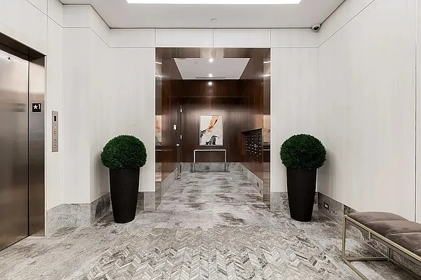 Rented by Voro, LLC | media 26