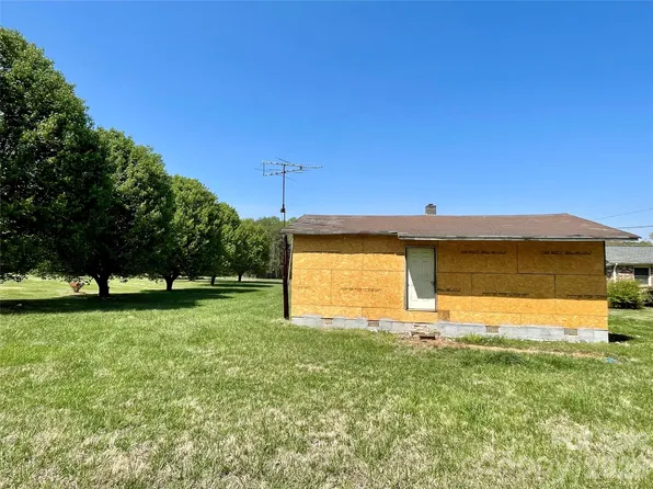 119 Za Hunter Rd, Bessemer City, NC 28016