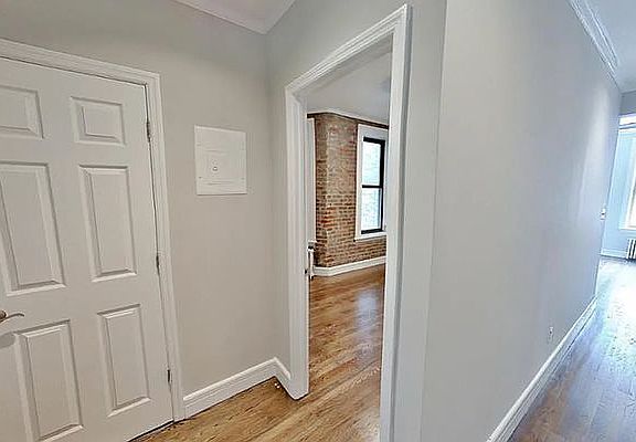 4th image of 336 E 18th St APT B2