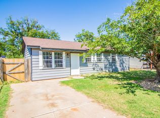3106 3rd St, Lubbock, TX 79415