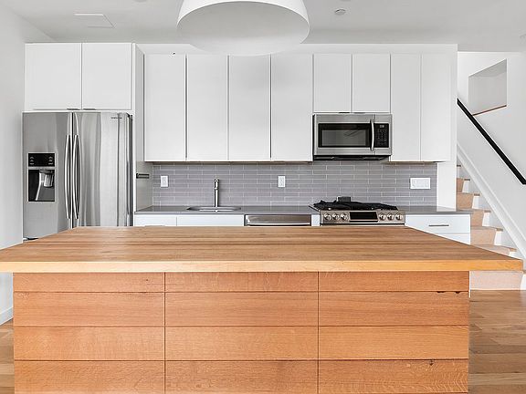 3rd image of 1149 Bedford Ave #6A