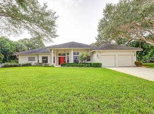 9 Oakwood Dr, Stuart, FL 34996