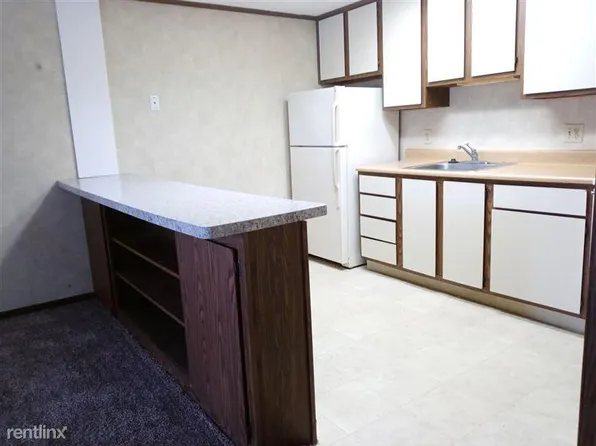 Ashgrove, 201 W Dr N #1B-1Ba-700Sqft, Marshall, MI 49068