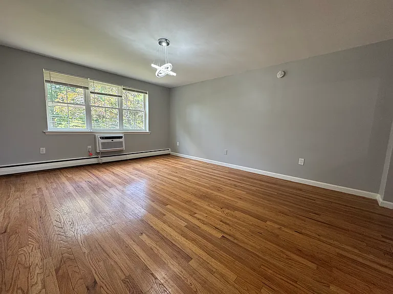 80-3 Folly Brook Blvd — Photo 4