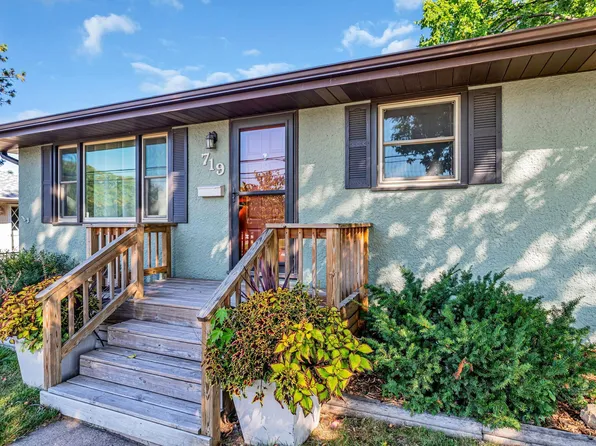 719 49th Ave NE, Columbia Heights, MN 55421