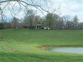 3rd image of 117 Colmyer Ln