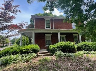 1209 Downey St, Radford, VA 24141