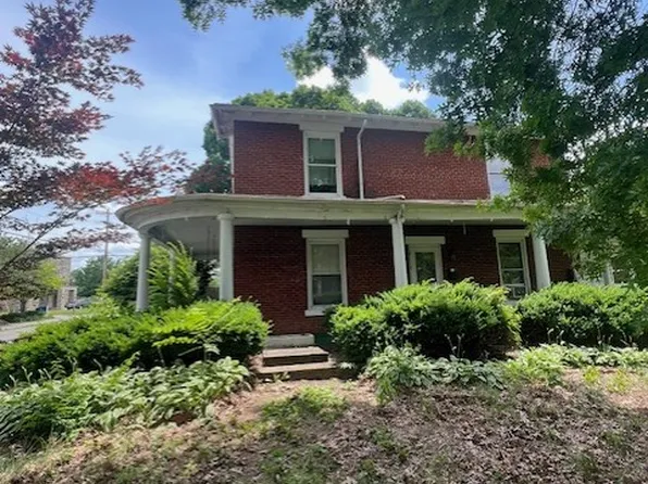 1209 Downey St, Radford, VA 24141