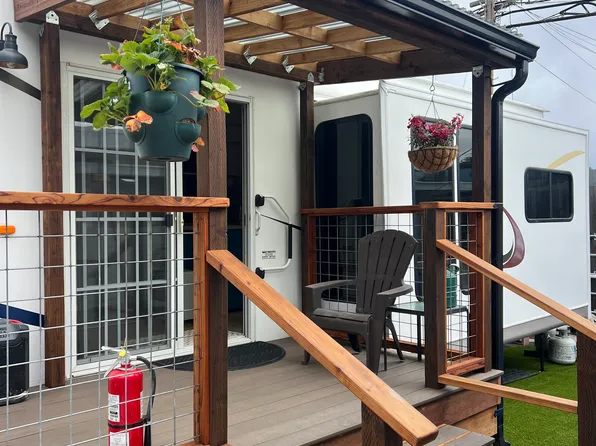 1008 Rosita Rd, Pacifica, CA 94044