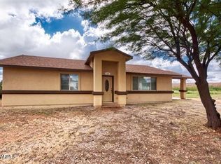 716 Mountain View Pl, Huachuca City, AZ 85616