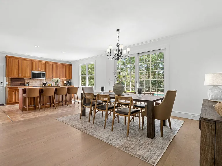 23 Shorewood Dr — Photo 5