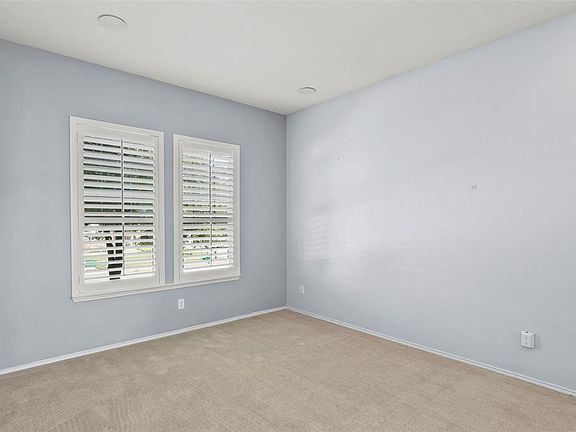 4th image of 4232 Fall Creek Dr