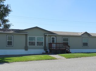 6523 Meyers St, West Richland, WA