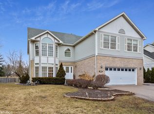 1165 Berkley Rd, Lake Zurich, IL 60047