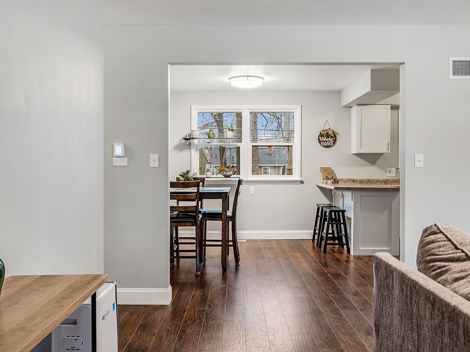 りま 2211 Lima Ln, Fort Wayne, IN 46818 | Zillow