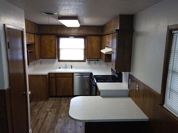 2nd image of 1208 Dover Ave APT B