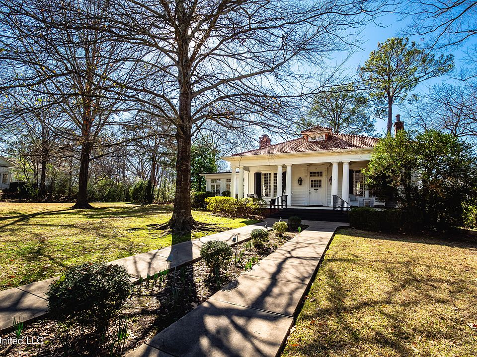 1025 Pinehurst Pl, Jackson, MS 39202 Zillow