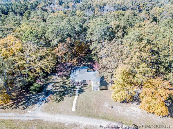 606 Dashland Dr, Fayetteville, NC 28303
