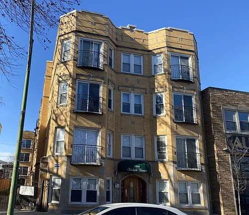 3916 1/2 N Kedvale Ave #3W Photo 1