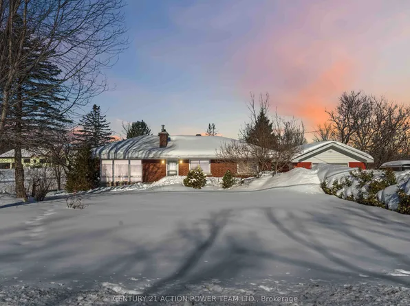 1705 Old Montreal Rd, Ottawa, ON K4C 1G7