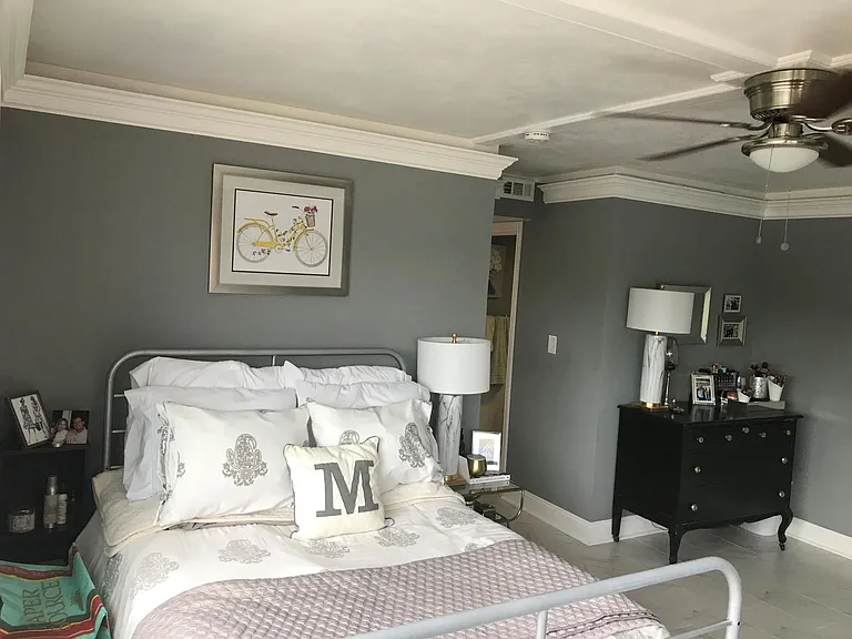 Plaza House — Photo 40