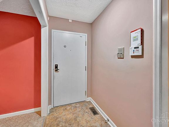 5th image of 4921 N Arbor Woods Ct APT 104