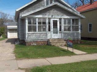 2116 Dixon St, Stevens Point, WI 54481
