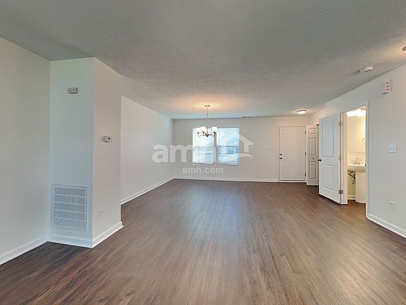 5th image of 102 Dietz Dr