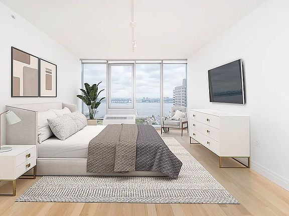 5th image of 554 54th St #C