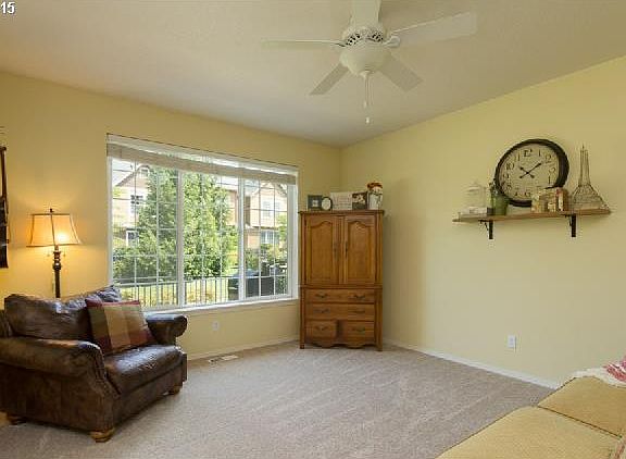 4th image of 1066 SE Nazomi Ave