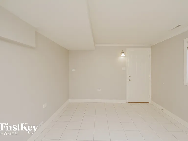 7758 Sycamore Dr — Photo 8