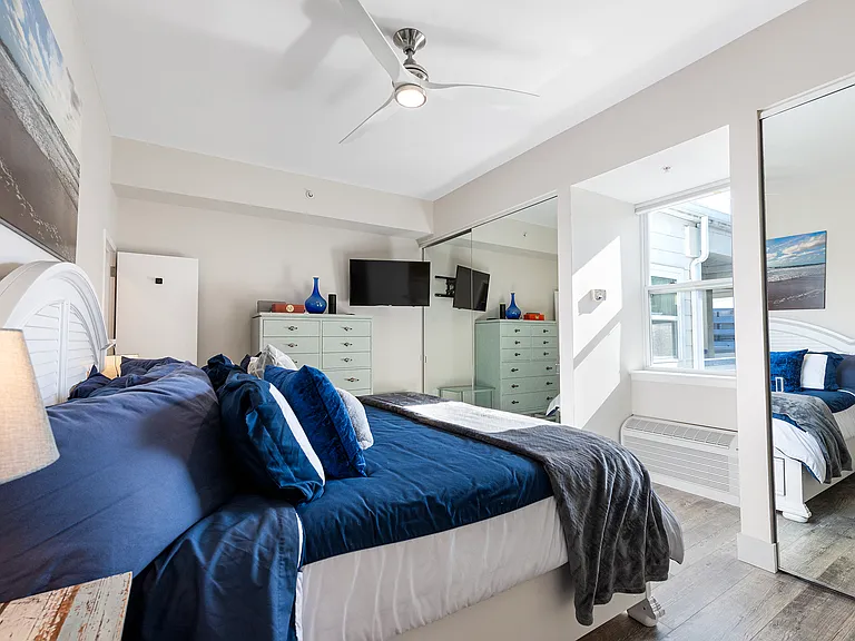 250 Dune Rd #116 — Photo 10