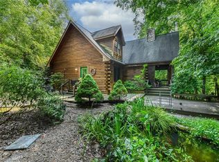 8990 Pepper Ridge Ct, Oak Ridge, NC 27310