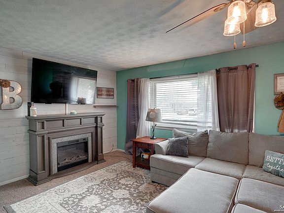 4th image of 2167 Edward St