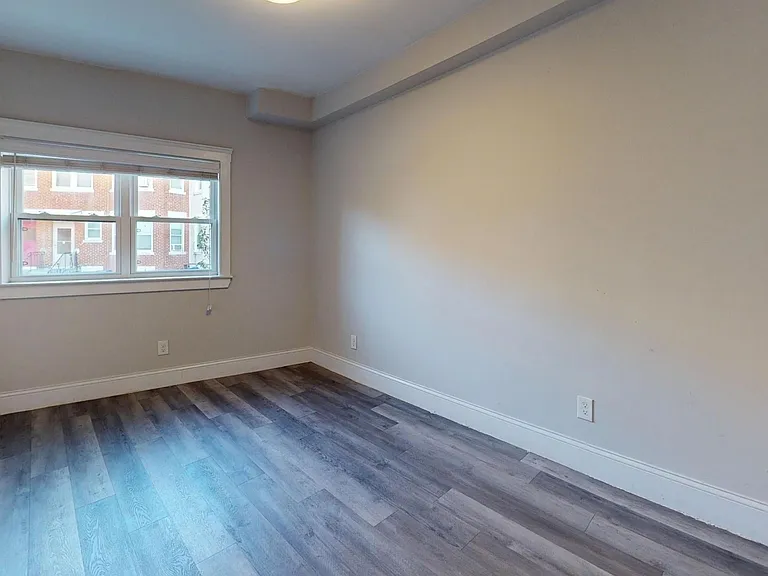 108 Meridian St #1 — Photo 12