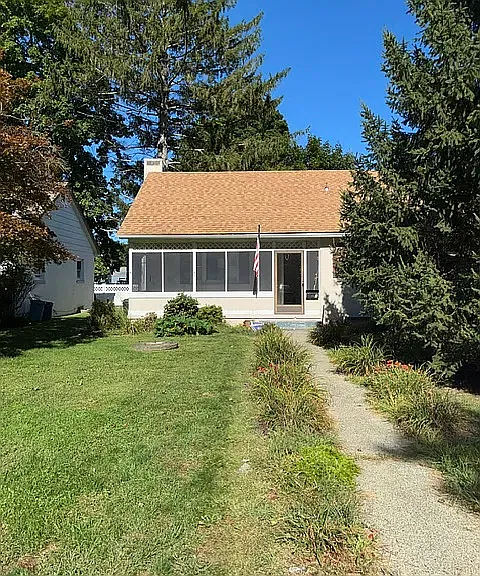 2 bed, 960 sqft, $1,800 — Photo 1