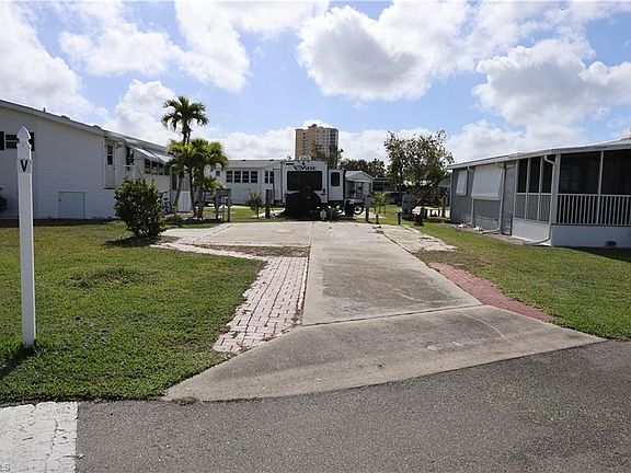 5th image of 19681 Summerlin #674 RD