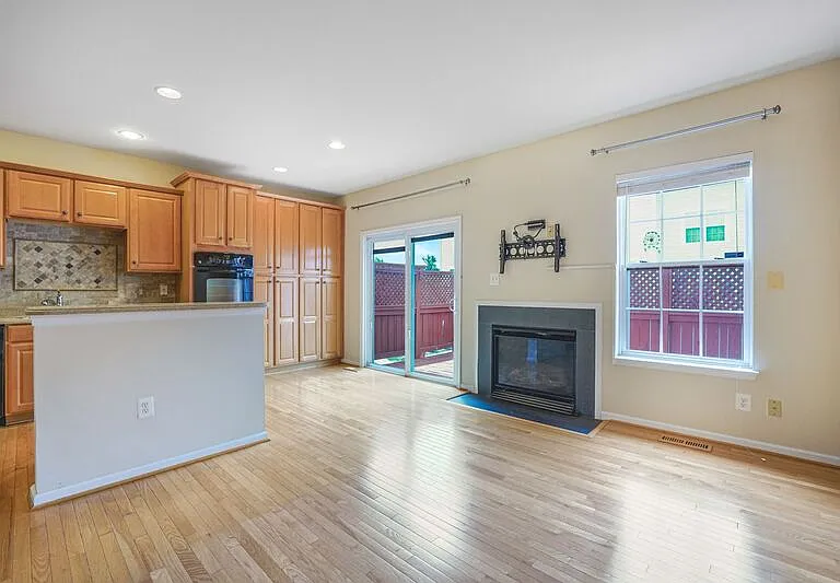 1606 Wilcox Ave — Photo 15