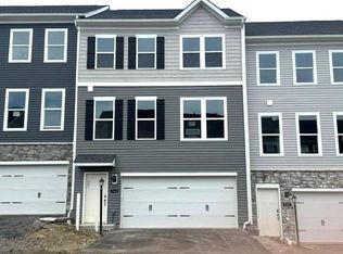 753 Olivia St, Pittsburgh, PA 15205