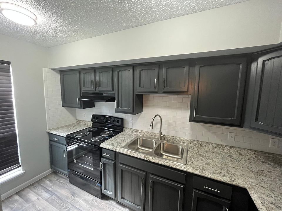 Sunray Townhomes - 2701 Sunray Cir Corpus Christi TX | Zillow