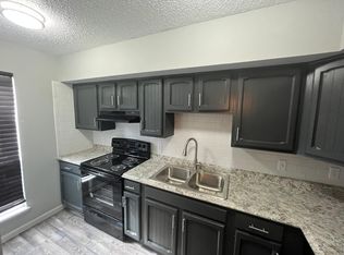 Sunray Townhomes, Corpus Christi, TX 78409