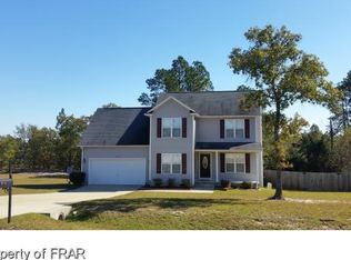 140 Chinkapin Oak Cir, Fayetteville, NC 28323