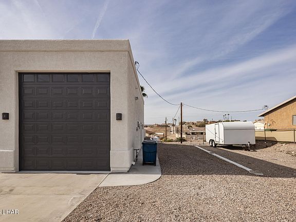 4th image of 3989 Mediterranean Ln