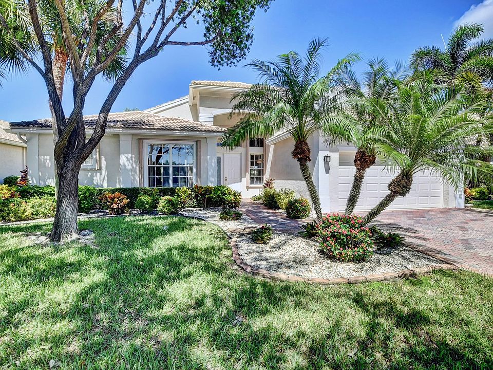 1st image of 13275 Alhambra Lake Cir