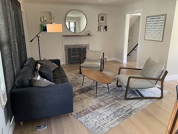 5th image of 1380 Penniman Ave