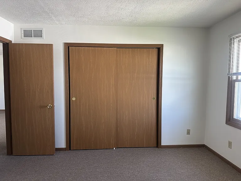 421 Adams St #3 — Photo 6