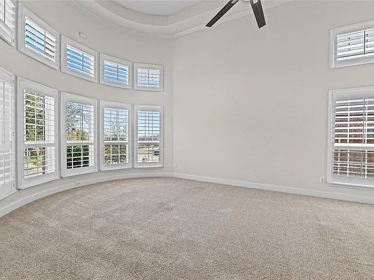 765 Philmont Rd — Photo 18
