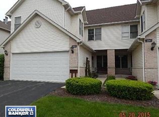 2043 Thornwood Cir, Saint Charles, IL 60174