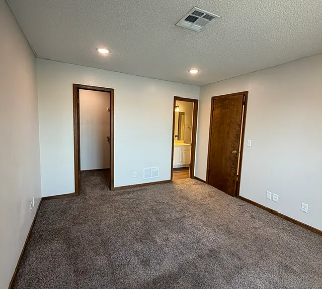 1007 N Lakewind St — Photo 22