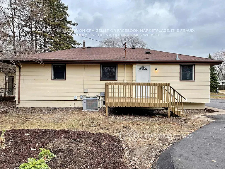 6680 Anoka St NE — Photo 7